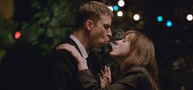 «Το Χειρότερο Κορίτσι στον Κόσμο» έχει το πιο γλυκόπικρο τρέιλερ