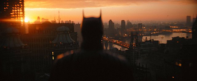 «Δεν είναι σήμα, είναι προειδοποίηση»: Νέες εικόνες και teaser για το «The Batman» με τον Ρόμπερτ Πάτινσον