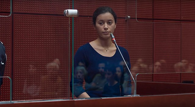 Ταινία της Εβδομάδας: «Το Κορίτσι με το Βραχιόλι» και η σημασία του τεκμηρίου της αθωότητας σήμερα