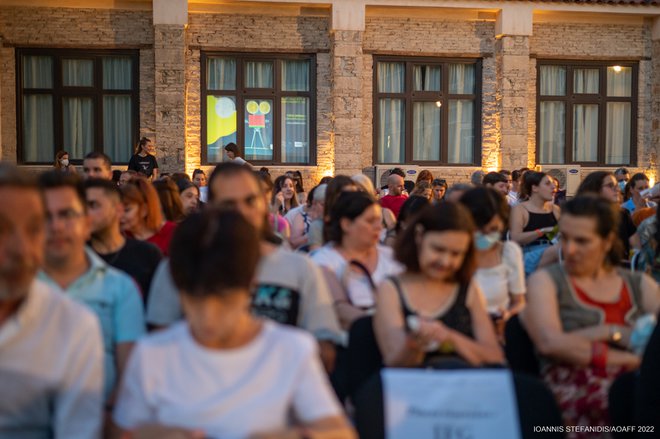 12ο AOAFF: Το «Καλοκαιρινό Φως» του Γκρεμιγιόν πλημμύρισε τον Κήπο της Γαλλικής Σχολής