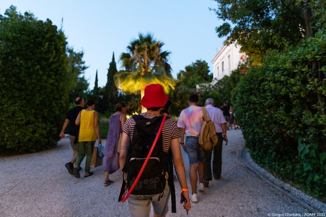 12ο AOAFF: Το «Οπωσδήποτε την Κυριακή» στον ειδυλλιακό κήπο της Γαλλικής Σχολής