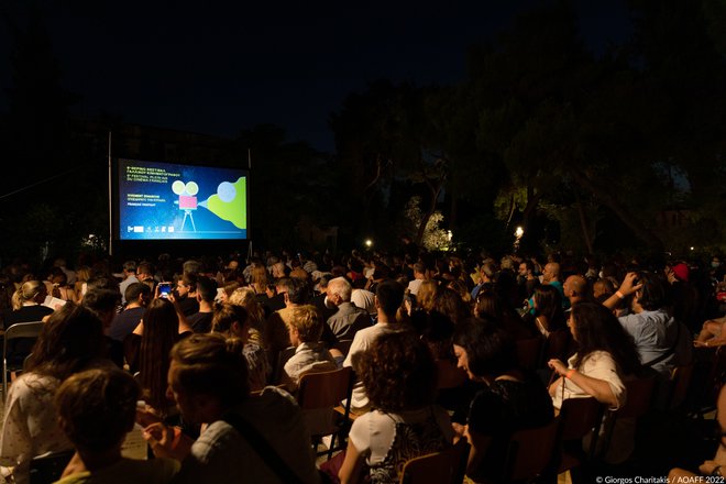 12ο AOAFF: Το «Οπωσδήποτε την Κυριακή» στον ειδυλλιακό κήπο της Γαλλικής Σχολής