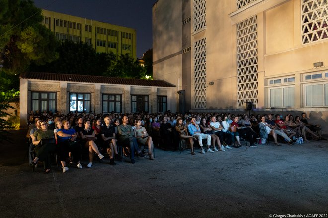 12ο AOAFF: Το «Οπωσδήποτε την Κυριακή» στον ειδυλλιακό κήπο της Γαλλικής Σχολής