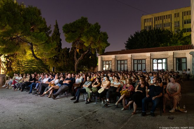 12ο AOAFF: Οι «Ομπρέλες του Χερβούργου» σκόρπισαν μελωδίες στον Κήπο της Γαλλικής Σχολής