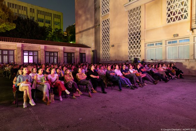 12ο AOAFF: Οι «Ομπρέλες του Χερβούργου» σκόρπισαν μελωδίες στον Κήπο της Γαλλικής Σχολής