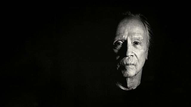 «Elevated horror; Δεν ξέρω για τι πράγμα μιλάτε»: Ο Τζον Κάρπεντερ σπάει πλάκα