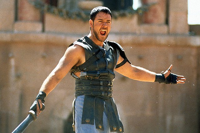 O Ράσελ Κρόου κατακεραυνώνει τον «Μονομάχο ΙΙ»