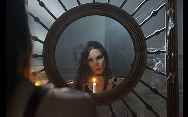 Το Παιχνίδι των 100 Κεριών 