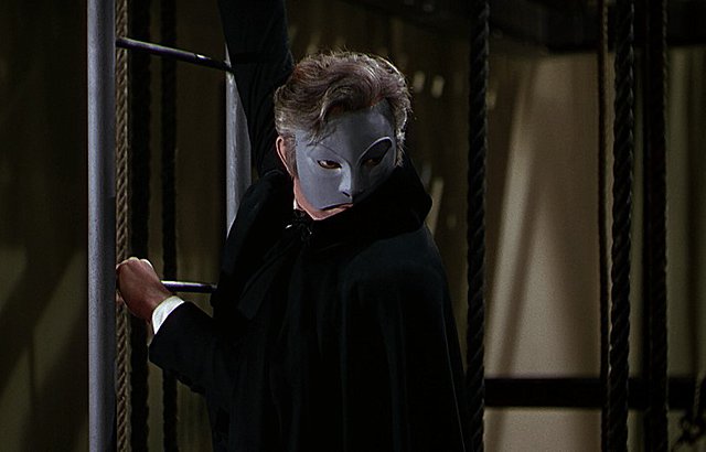 Ο Σερεμπρένικοφ θα σκηνοθετήσει σειρά βασισμένη στο «Φάντασμα της Όπερας» 