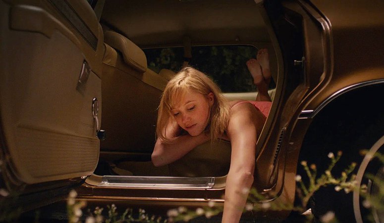 Το σίκουελ του «It Follows» παίρνει επιτέλους μπροστά!