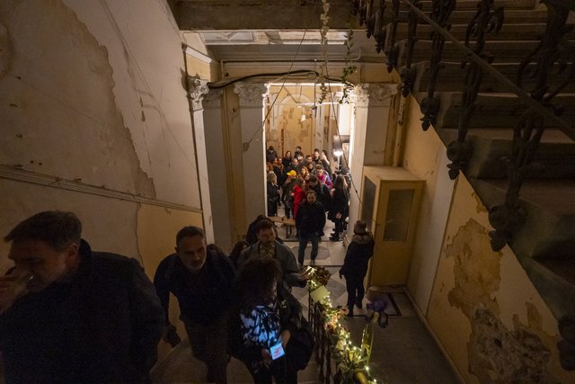 Η συνταρακτική «Ζώνη Ενδιαφέροντος» σε μια αξέχαστη Νύχτα Πρεμιέρας στο Ξενοδοχείο Μπάγκειον