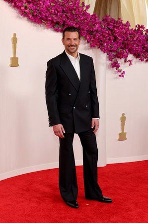 OSCARS 2024: Οι εμφανίσεις στο κόκκινο χαλί των Όσκαρ