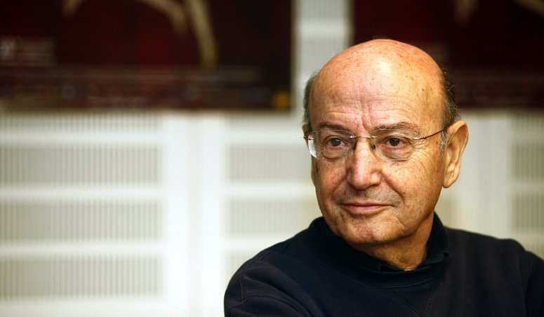 Θόδωρος Αγγελόπουλος: Όλη η φιλμογραφία του μεγαλύτερου Έλληνα σκηνοθέτη αποκλειστικά στο Cinobo