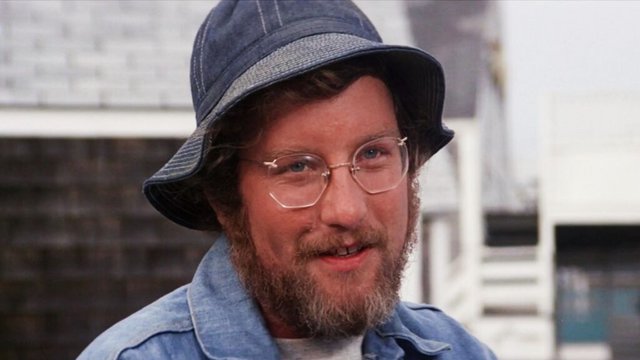 Ο Ρίτσαρντ Ντρέιφους μετέτρεψε Q & A του «Jaws» σε βήμα για τρανσφοβική διάλεξη