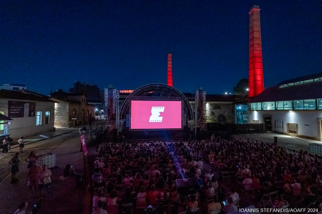 Επιστροφή στα  90s! «12 Πίθηκοι» και «The Truman Show» σε ένα κινηματογραφικό διήμερο στην Τεχνόπολη