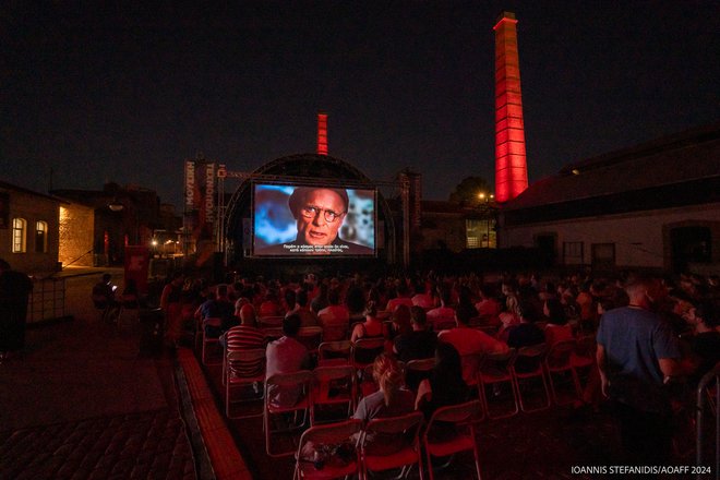 Επιστροφή στα  90s! «12 Πίθηκοι» και «The Truman Show» σε ένα κινηματογραφικό διήμερο στην Τεχνόπολη