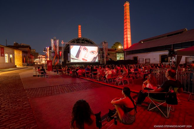 Επιστροφή στα  90s! «12 Πίθηκοι» και «The Truman Show» σε ένα κινηματογραφικό διήμερο στην Τεχνόπολη