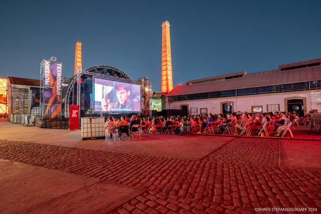 Επιστροφή στα  90s! «12 Πίθηκοι» και «The Truman Show» σε ένα κινηματογραφικό διήμερο στην Τεχνόπολη