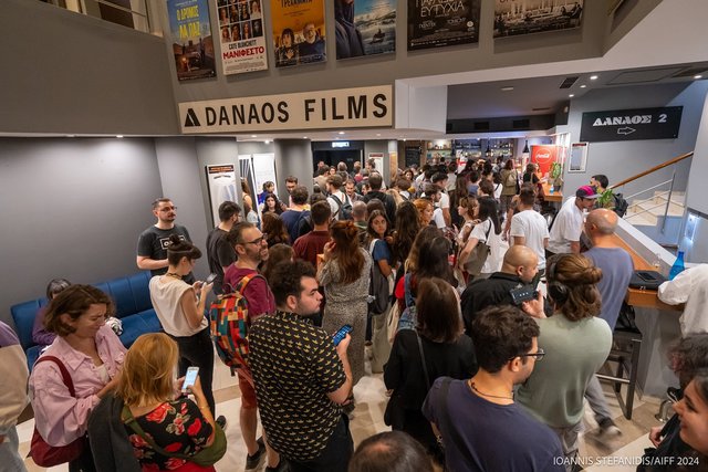 30ές Νύχτες Πρεμιέρας: Το photo album της Δευτέρας 7 Οκτωβρίου 2024 (Day #5)