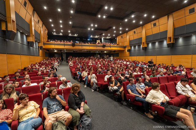 30ές Νύχτες Πρεμιέρας: Το photo album της Δευτέρας 7 Οκτωβρίου 2024 (Day #5)