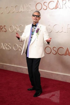 OSCARS 2025: Οι εμφανίσεις στο κόκκινο χαλί των Όσκαρ