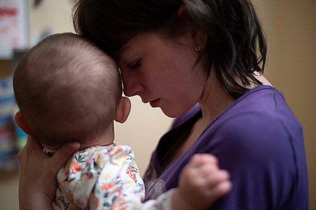 Κάννες 2025: Το «Young Mothers» είναι ολόκληροι οι Νταρντέν σε μιάμιση ώρα