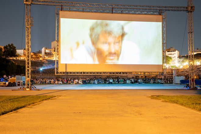 Μία αξέχαστη προβολή: Η «Μονομαχία στο Ελ Πάσο» του Σέρτζιο Λεόνε στον αγωνιστικό χώρο του... ΕΛ ΠΑΣΟ!