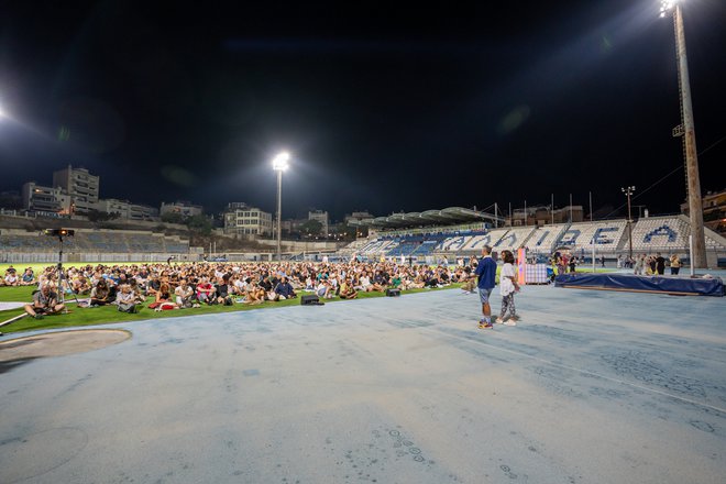 Μία αξέχαστη προβολή: Η «Μονομαχία στο Ελ Πάσο» του Σέρτζιο Λεόνε στον αγωνιστικό χώρο του... ΕΛ ΠΑΣΟ!