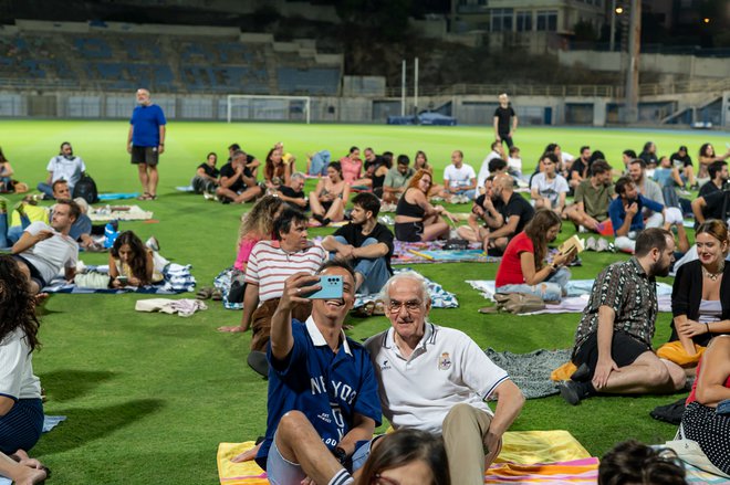Μία αξέχαστη προβολή: Η «Μονομαχία στο Ελ Πάσο» του Σέρτζιο Λεόνε στον αγωνιστικό χώρο του... ΕΛ ΠΑΣΟ!