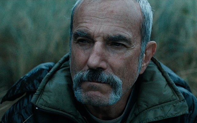 Η φλόγα άναψε ξανά; Ο Ντάνιελ Ντέι-Λιούις (υπο)δηλώνει ότι έχει επιστρέψει για τα καλά