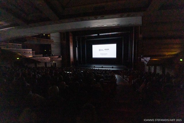 Η εκθαμβωτική Τελετή Έναρξης των 31ων Νυχτών Πρεμιέρας με «Βουγονία» παρουσία των Γιώργου Λάνθιμου και Γιώργου Μαυροψαρίδη