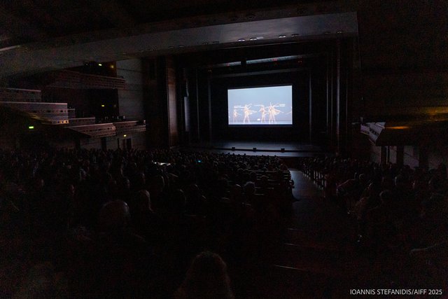 Η εκθαμβωτική Τελετή Έναρξης των 31ων Νυχτών Πρεμιέρας με «Βουγονία» παρουσία των Γιώργου Λάνθιμου και Γιώργου Μαυροψαρίδη