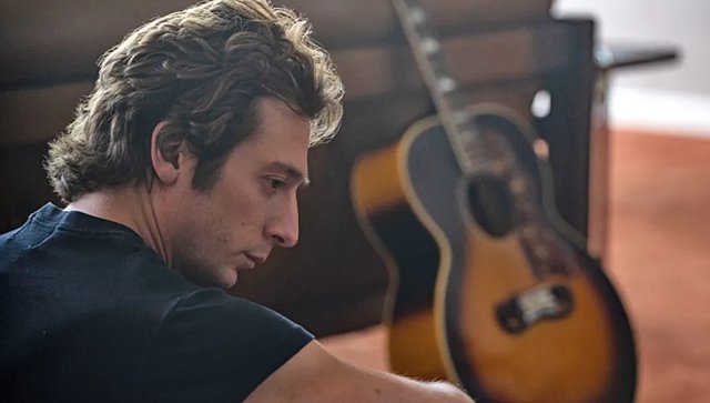 Aποκλειστικό featurette: Ο Τζέρεμι Άλεν Γουάιτ μεταμορφώνεται σε Μπρους Σπρίνγκστιν