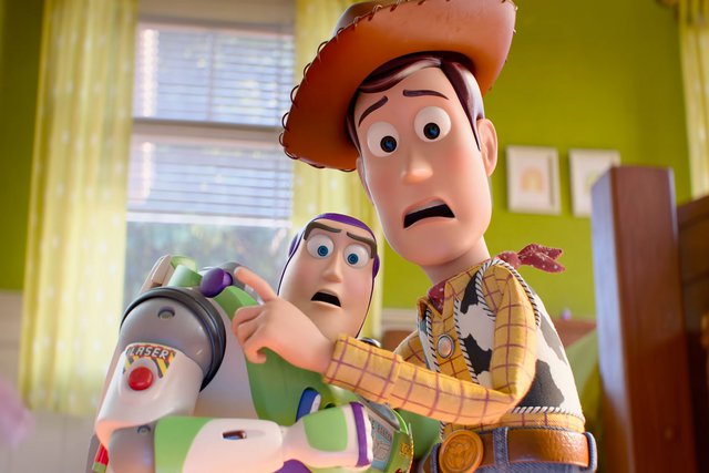 Τρέιλερ «Toy Story 5»: Ο Γούντι και ο Μπαζ τρομάζουν με ένα ...τάμπλετ Τρέιλερ «Toy Story 5»: Ο Γούντι και ο Μπαζ τρομάζουν με ένα ...τάμπλετ