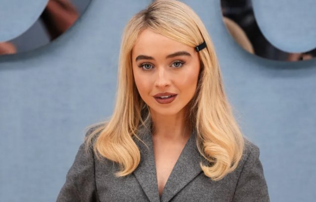 H Σαμπρίνα Κάρπεντερ στη «Χώρα των Θαυμάτων»