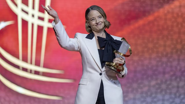 «Η πιο μεγάλη μου επιτυχία είναι να είμαι ευτυχισμένη»: Η Τζόντι Φόστερ τιμάται στο Φεστιβάλ του Μαρακές