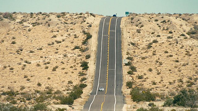 Και πώς στήθηκε η καταδίωξη στο «Μια Μάχη Μετά την Άλλη»; Ο μοντέρ Άντι Γιέργκενσεν απαντά [Βίντεο]