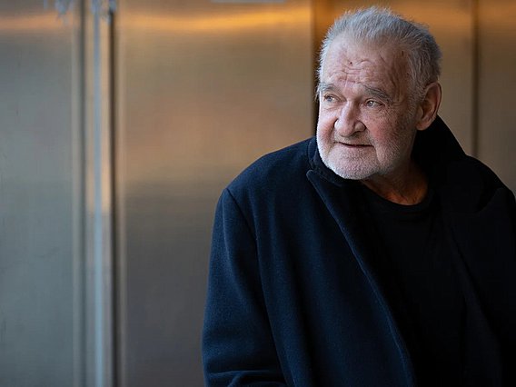 Μπέλα Ταρ (1955-2026): Αντίο σε έναν κορυφαίο Ευρωπαίο δημιουργό