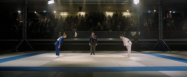 Κυκλοφόρησαν η αφίσα και το επίσημο trailer της ταινίας «Πολύ Κοριτσίστικο Όνομα το Πάττυ»