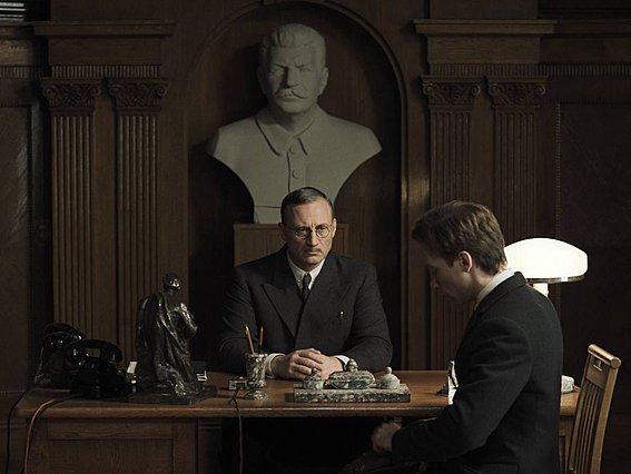 Δύο Εισαγγελείς