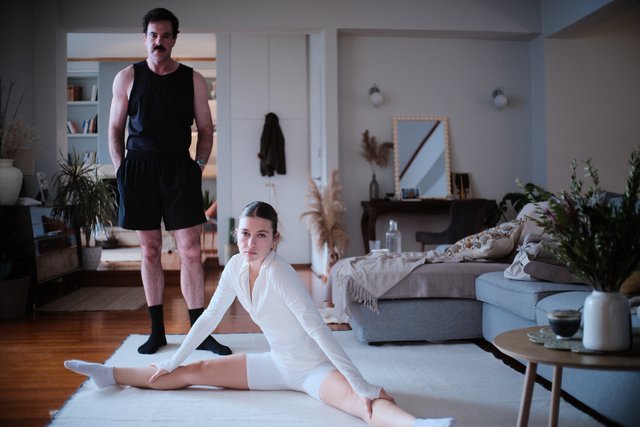 «Bells»: Η νέα ταινία του Άνταμ Κρίστιαν Κλαρκ ολοκλήρωσε τα γυρίσματά της στην Αθήνα