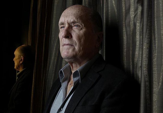 Ρόμπερτ Ντιβάλ (1931-2026): Το μη αναπληρώσιμο μέγεθος