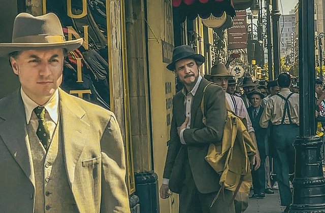 «De Noche»: Πρώτες εικόνες Πέδρο Πασκάλ και Τοντ Χέινς από τα γυρίσματα ενός ήδη πολύκροτου queer-noir