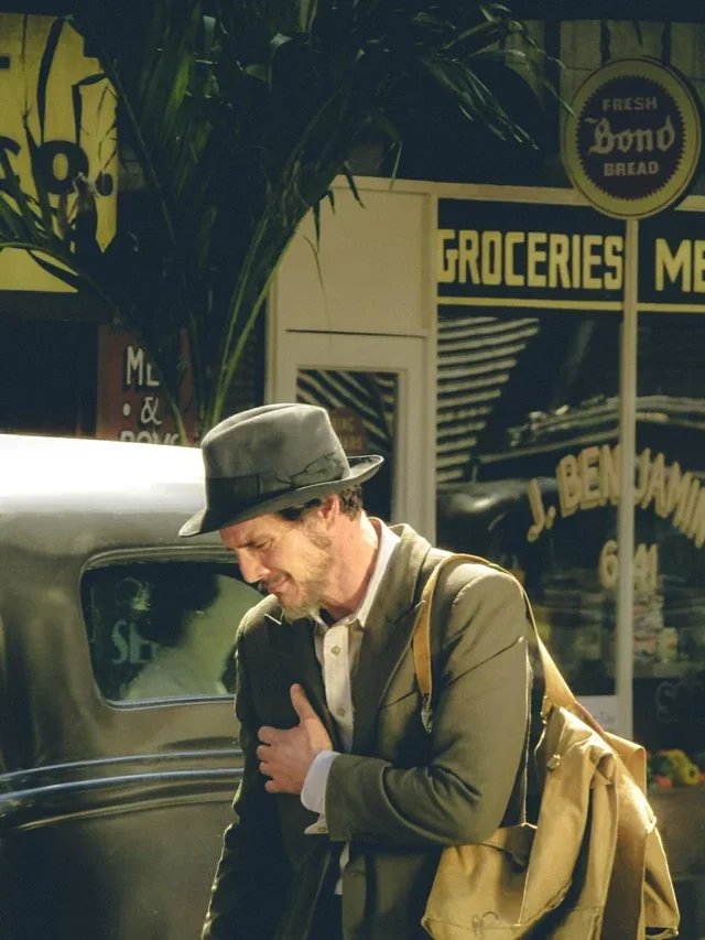 «De Noche»: Πρώτες εικόνες Πέδρο Πασκάλ και Τοντ Χέινς από τα γυρίσματα ενός ήδη πολύκροτου queer-noir