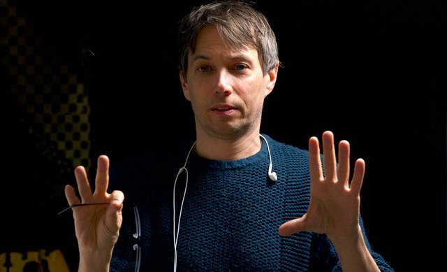 «Ti Amo!» Σον Μπέικερ: Στην Warner (αλλά όχι ακριβώς) η επόμενη ταινία του τετράκις οσκαρούχου