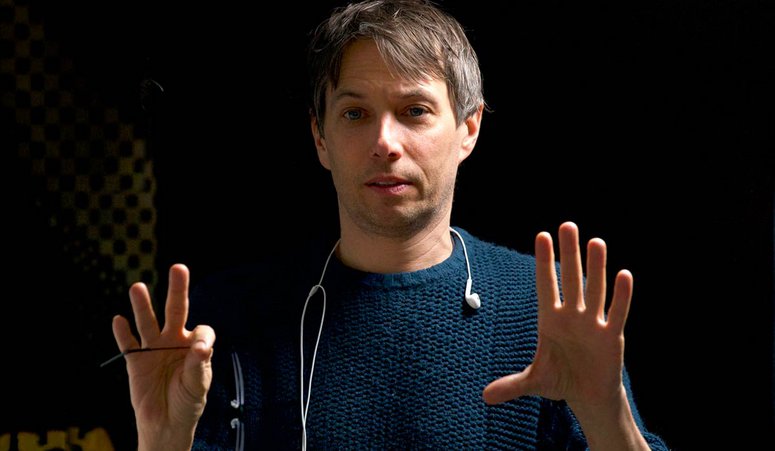 «Ti Amo!» Σον Μπέικερ: Στην Warner (αλλά όχι ακριβώς) η επόμενη ταινία του τετράκις οσκαρούχου