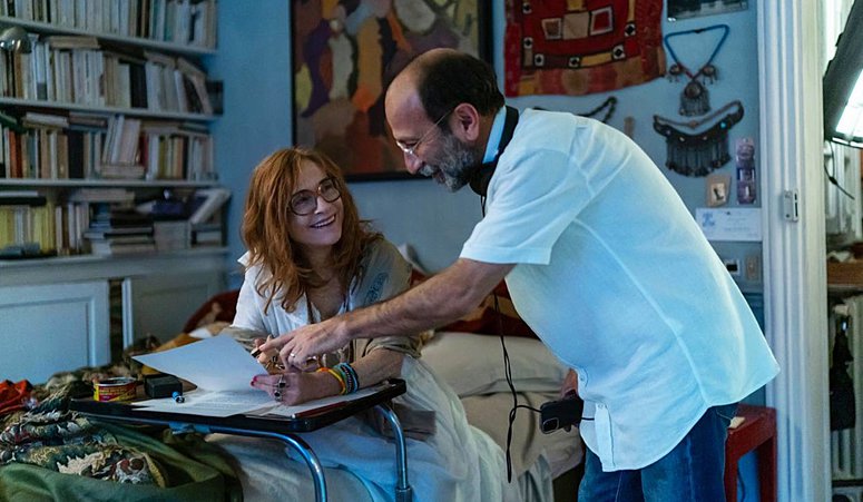 Τρέιλερ «Parallel Tales»: Η Ιζαμπέλ Ιπέρ στον νέο Ασγκάρ Φαρχαντί