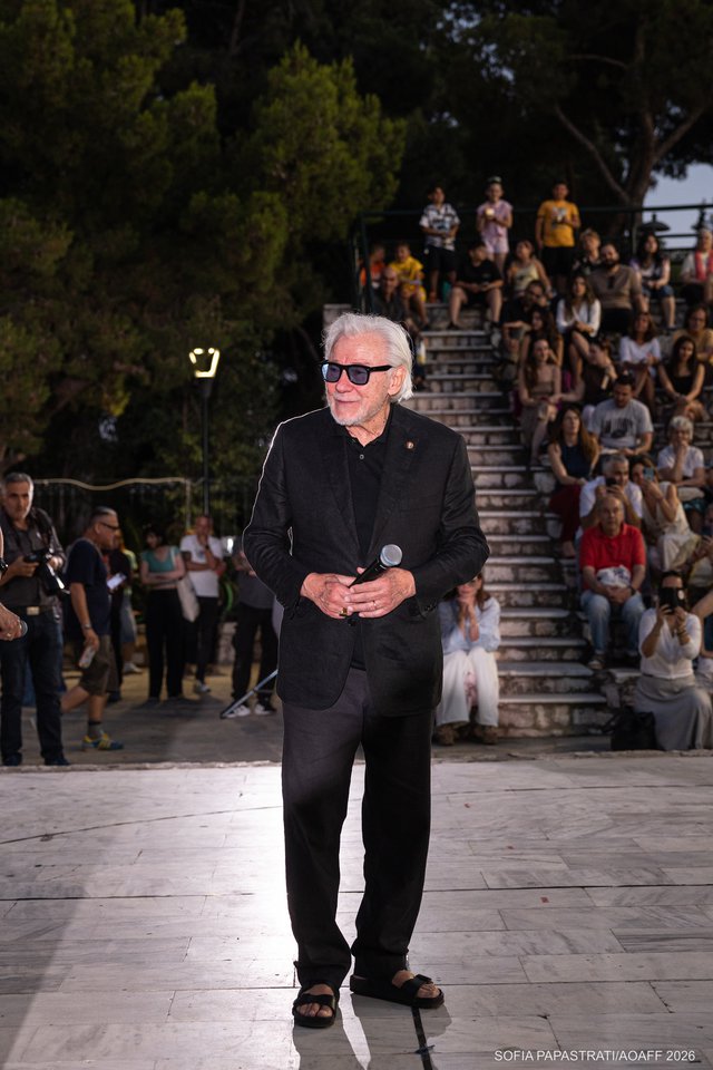 “Theo, I’m here again!”: Ο Χάρβεϊ Καϊτέλ συγκίνησε την Αθήνα στην έναρξη του 16ου AOAFF powered by ΔΕΗ