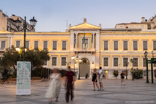 Η Πλατεία Κοτζιά μετατράπηκε για ένα βράδυ στο «Ξενοδοχείο Grand Budapest»