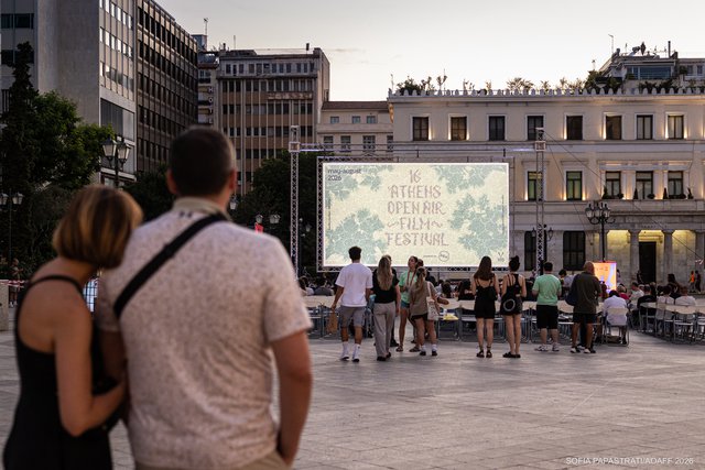 Η Πλατεία Κοτζιά μετατράπηκε για ένα βράδυ στο «Ξενοδοχείο Grand Budapest»